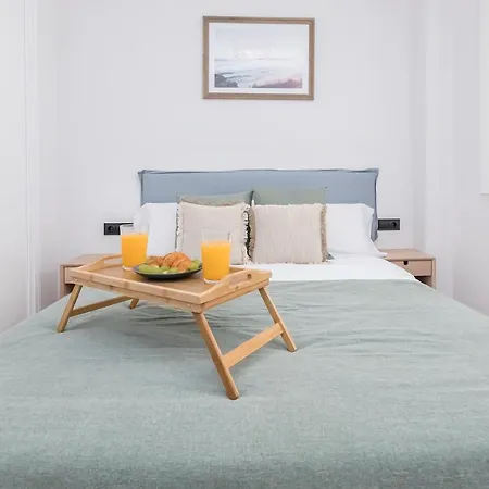 Apartment Lovely Ollerias Center